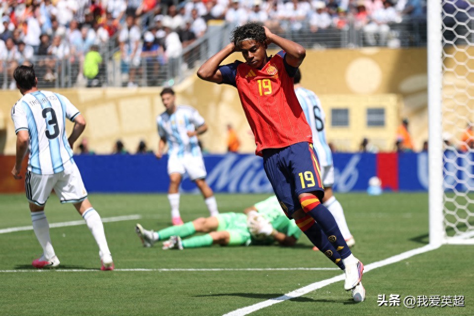 Argentina 0-0 Spain at Half-Time: Yamal Creates Early Chance, Mac Allister's Tackle and Handball Escape Card, Lisandro Gets Yellow