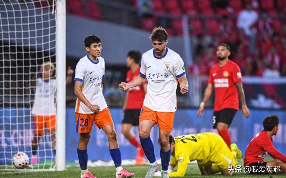 Mount Tai 5-1 Claim First CSL Win in Four Rounds, Climb to Fourth! End Iron Men's Three-Game Streak; Zeca with Two Goals and One Assist, Kaza Double Strike