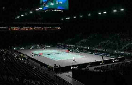 Mei misses the finals after revenge, Wawrinka finally loses, Karolina Pliskova withdraws, and Bai Bai is out.