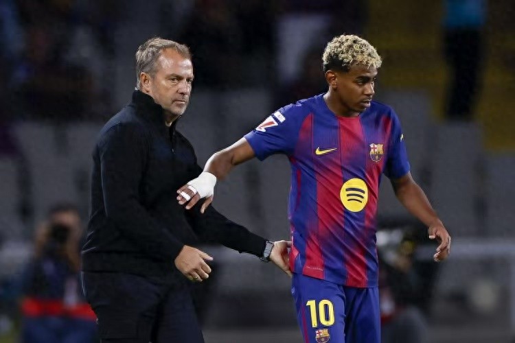 The most expensive forward only gets more temperamental without improving his game—arguing before the match, ineffective during the game, and disappearing afterwards.