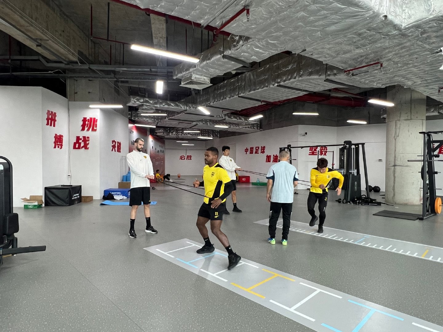 Guangzhou Leopards: Minor positive news can be disregarded, prepare for a tough battle