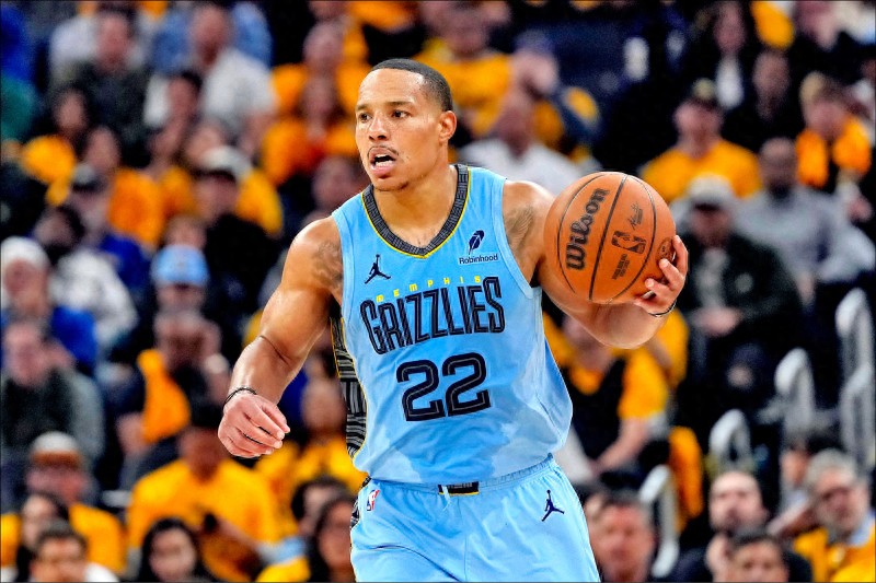 In order to compete with the Eastern powers, the NBA Magic team did not hesitate to spend a lot of money to replace the Grizzlies' 26-year-old shooter
