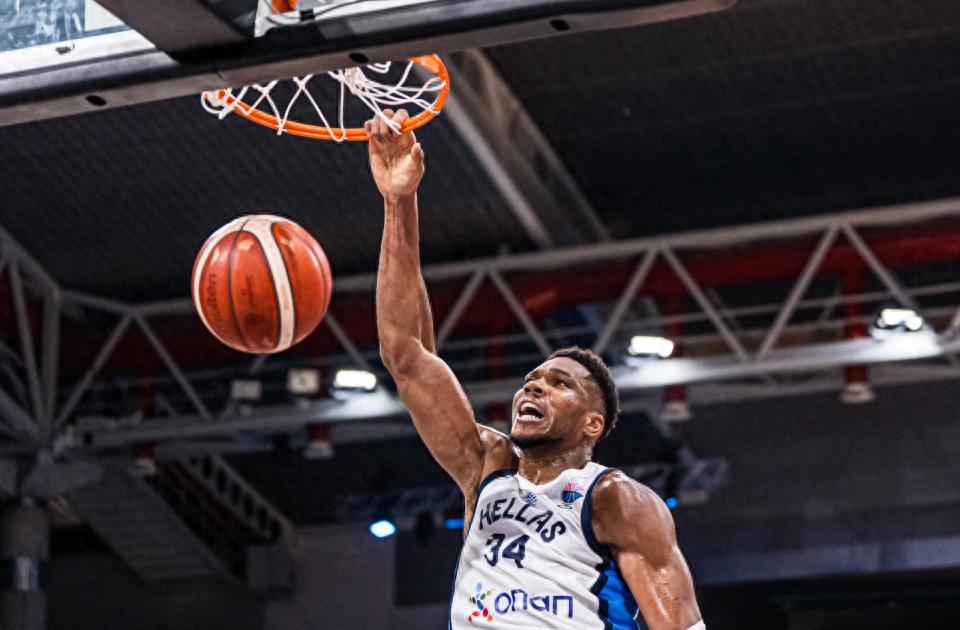 EuroBasket: Giannis scores 31 with 7 rebounds, Fontecchio 1 of 11 shooting, Greece defeats Italy for a strong start