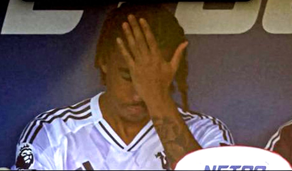 Manchester United’s £70 million center-back has become a soft target! Defensive errors keep occurring, Amorin explains the reasons