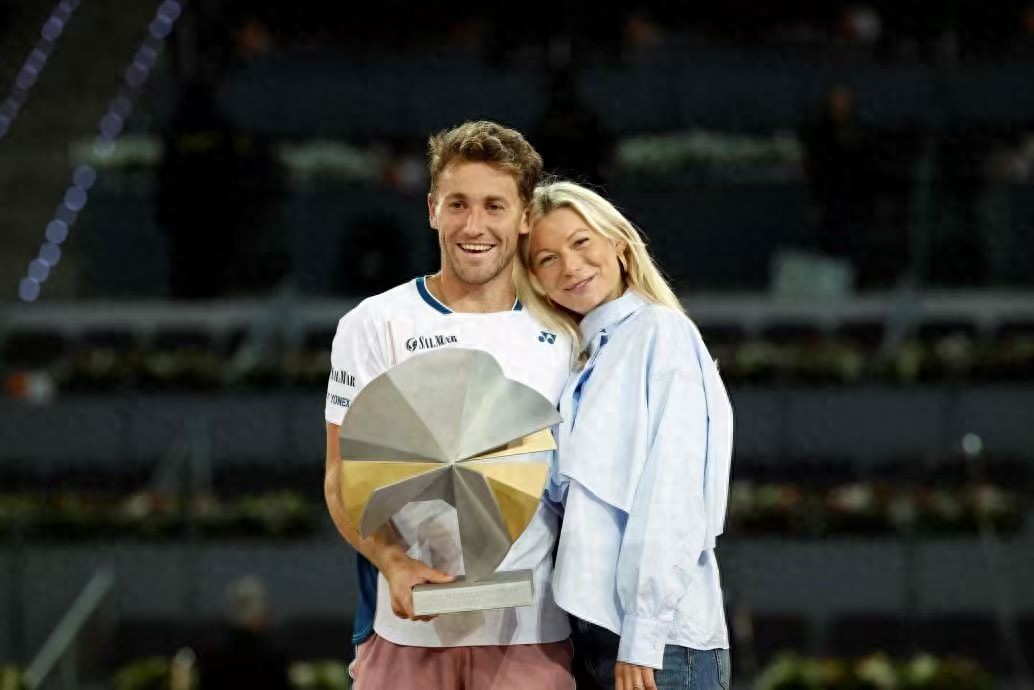 Finally broke through the "second mother's life", Ruud became the first Norwegian player to win the Tennis Masters