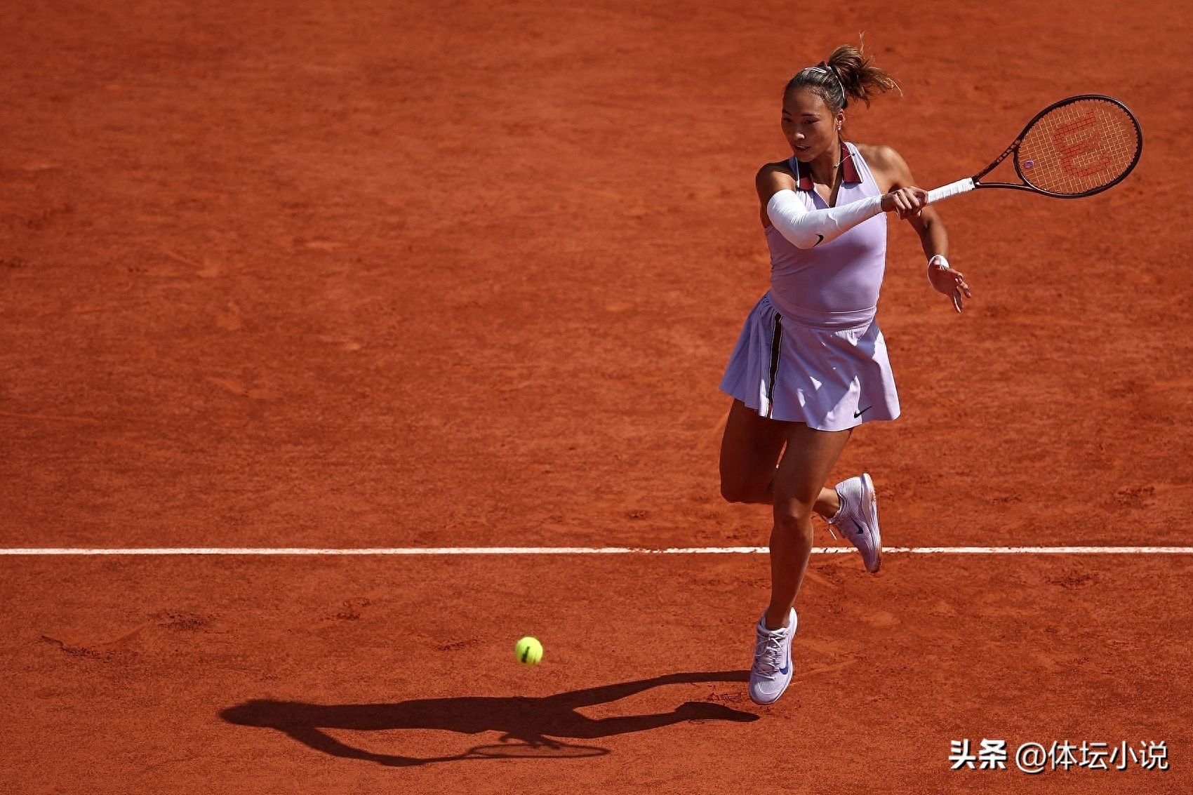 Live now! WTA1000 Madrid Open: Zheng Qinwen vs. Kenin, trailing 0-1 and facing a desperate situation.
