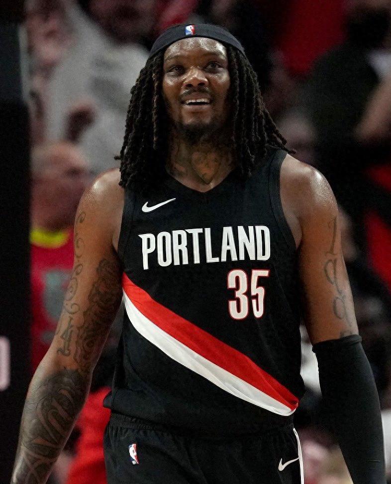 Robert Williams is expected to leave the team! Yang Hansen may become Clingan's only backup, and the Trail Blazers have more big trades ahead.