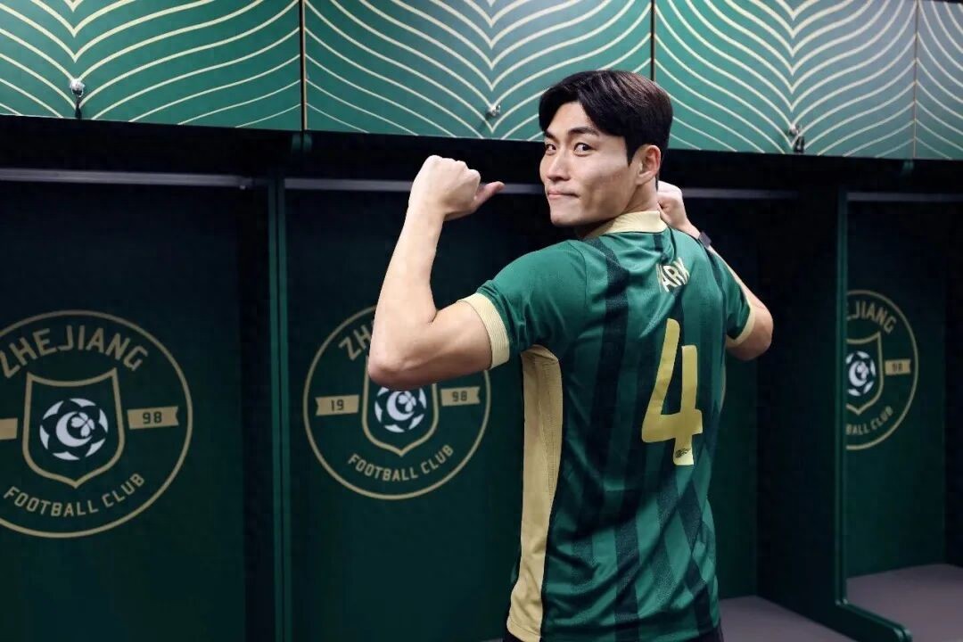 Jeonbuk's champion captain becomes Zhejiang's new midfield core! Park Jin-seop: I have come for the Chinese Super League title.