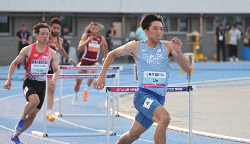 Hurdle rising star Lin Zhongwei changed from winning silver to bronze at the 2025 Asian Athletics Championships: I am very satisfied when I get a medal