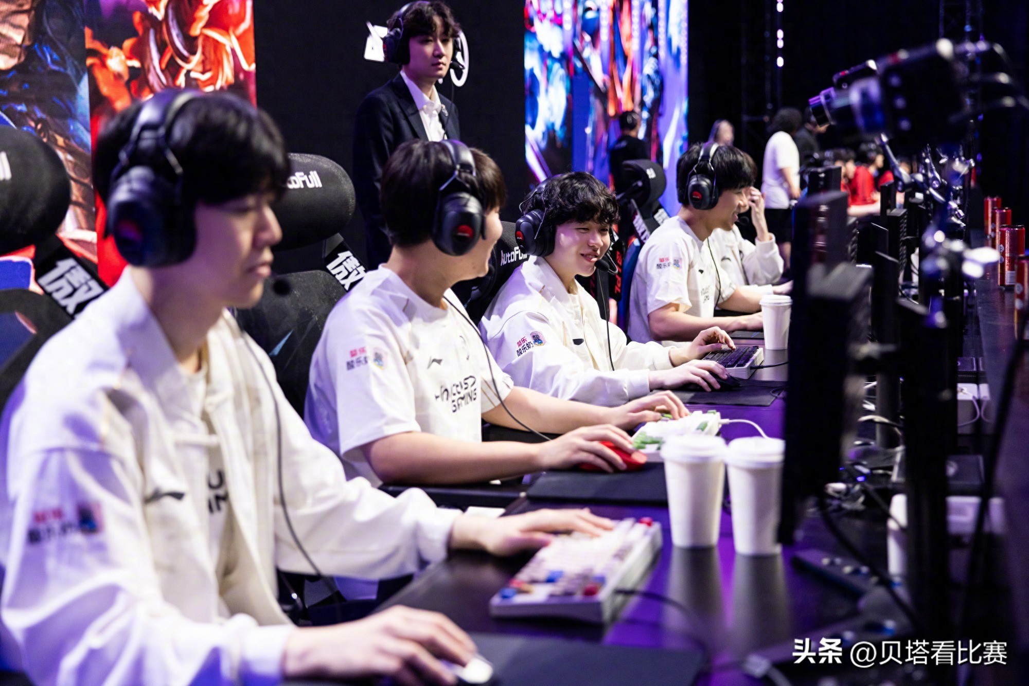 IG2-1擊敗WBG取得第9勝！Gala招牌卡莎橫掃千軍，theshy格溫如戰神般強悍
