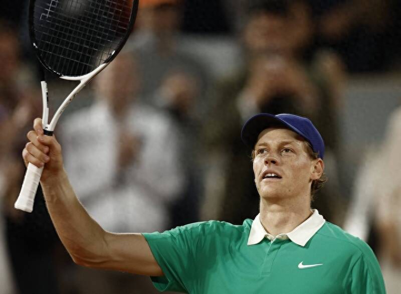 Tying with legendary predecessors such as Agassi and Becker, Sinner reached the top 8 of the men's singles at the 2025 French Open