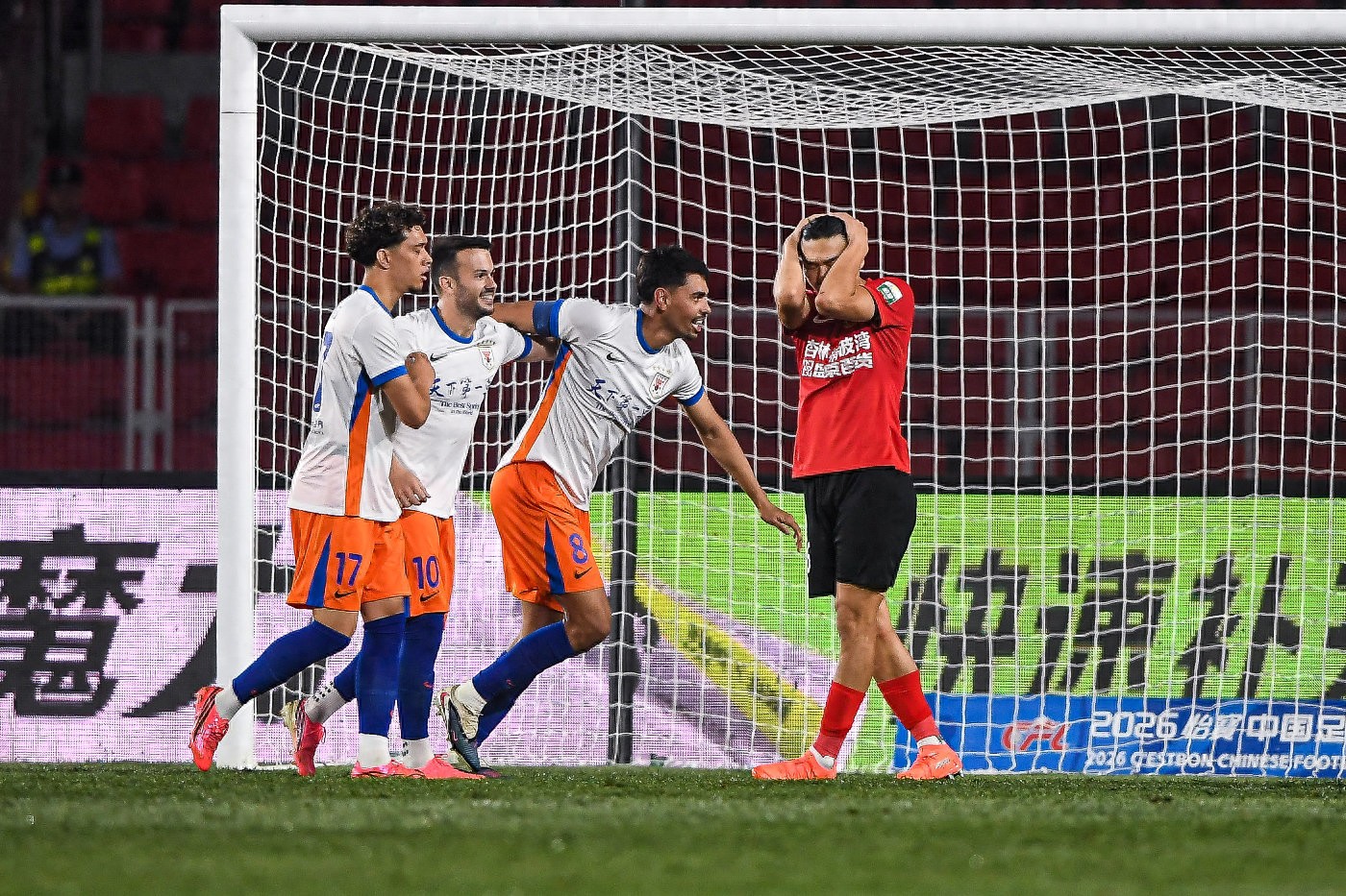 Shandong Taishan double defeat of Tieren: A familiar process, a habitual rhythm