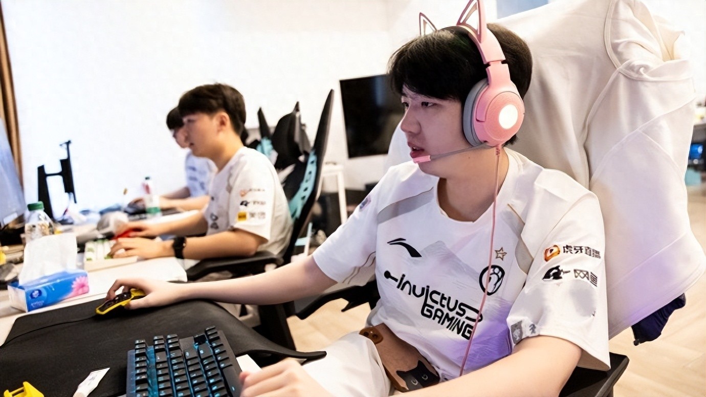 BLG suffered a crushing defeat in their final match! ELK defended Viper: It was an exhibition match, and no one was playing seriously.