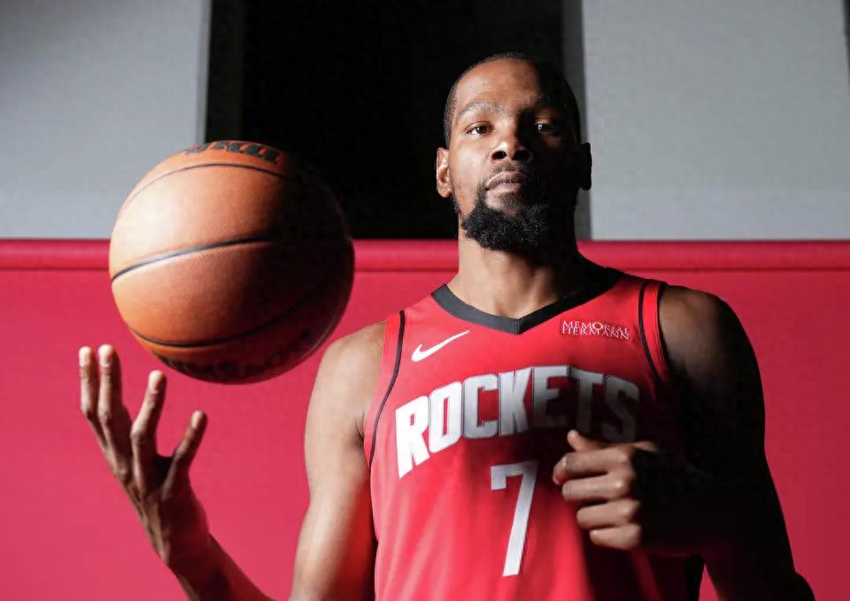 Durant: Being a superstar is about performance, not the title. I want to keep playing until I physically can’t anymore.