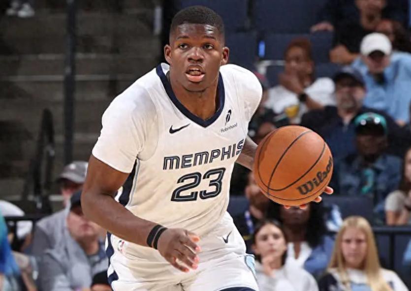 The trade involving Hansen&#39;s draft rights has exploded! The Grizzlies&#39; 11th pick scored 27 points: 6-for-6 from beyond the arc with a +36 plus-minus rating.