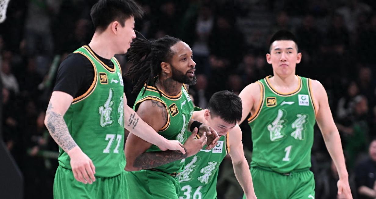 Swept Liaoning 3-0! Hu Jinqiu 36+10 Sun Minghui 17+6+9 Zhejiang Guangsha advanced to the finals