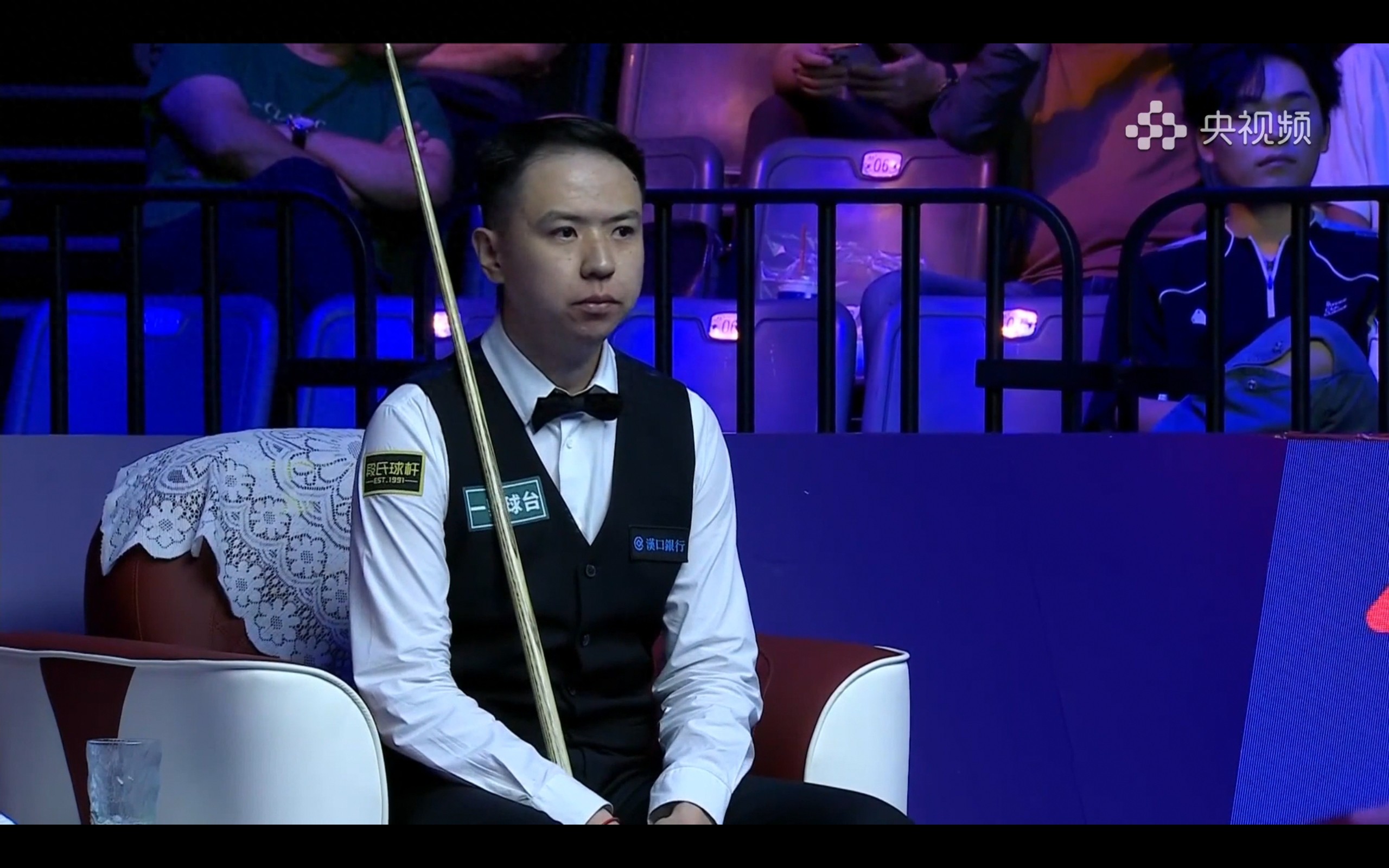 The Snooker Scottish Open schedule for today (12.16) features players like Zhou Yuelong and Xiao Guodong, live on Huya.