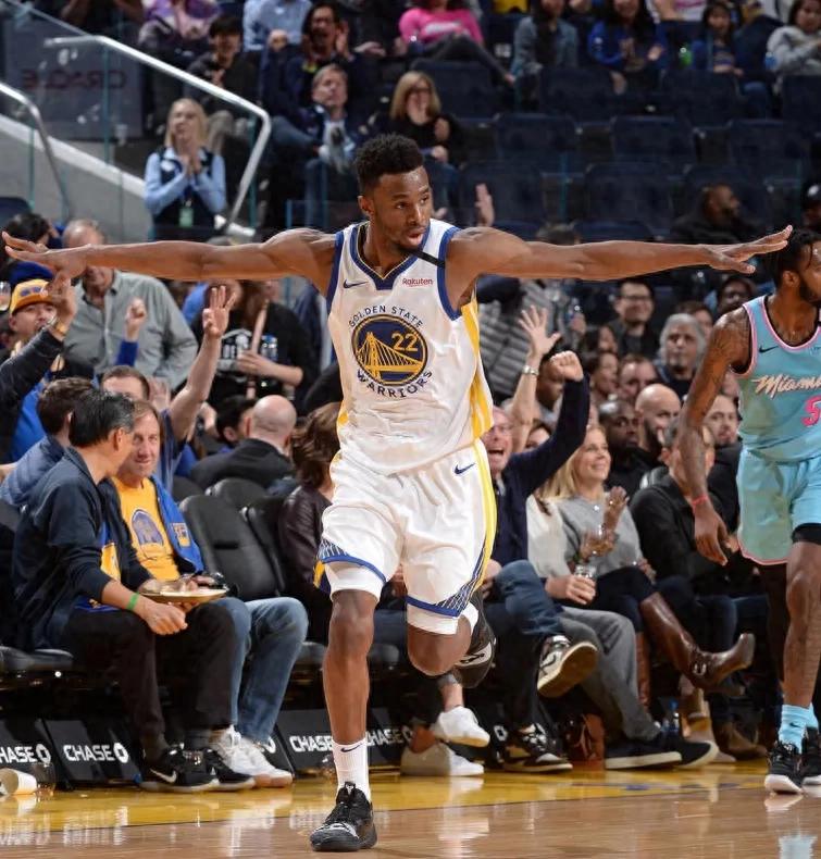 Wiggins left the Warriors with a smile on his face.