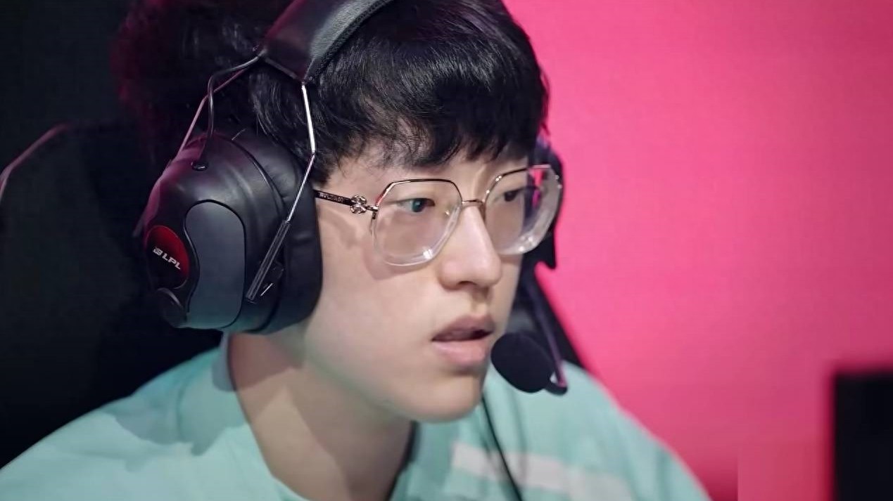 LCK delivers an epic comeback! Holding the Dragon Soul with a 13,000 gold lead, how could they lose despite breaking all three lanes with the Elder Dragon?