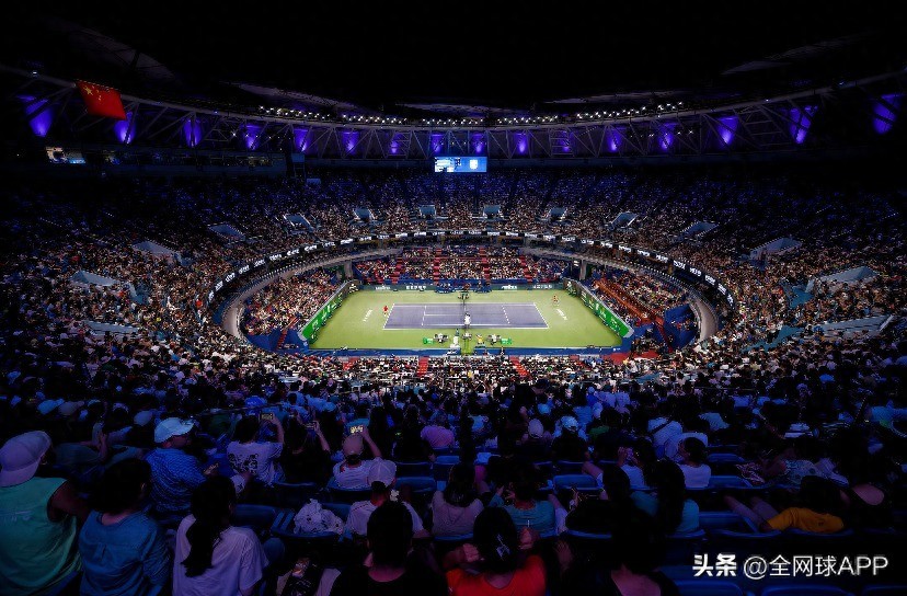 The Shanghai Rolex Masters has seen numerous upsets, with Denmark&#39;s rising star Rune aiming for a breakthrough!