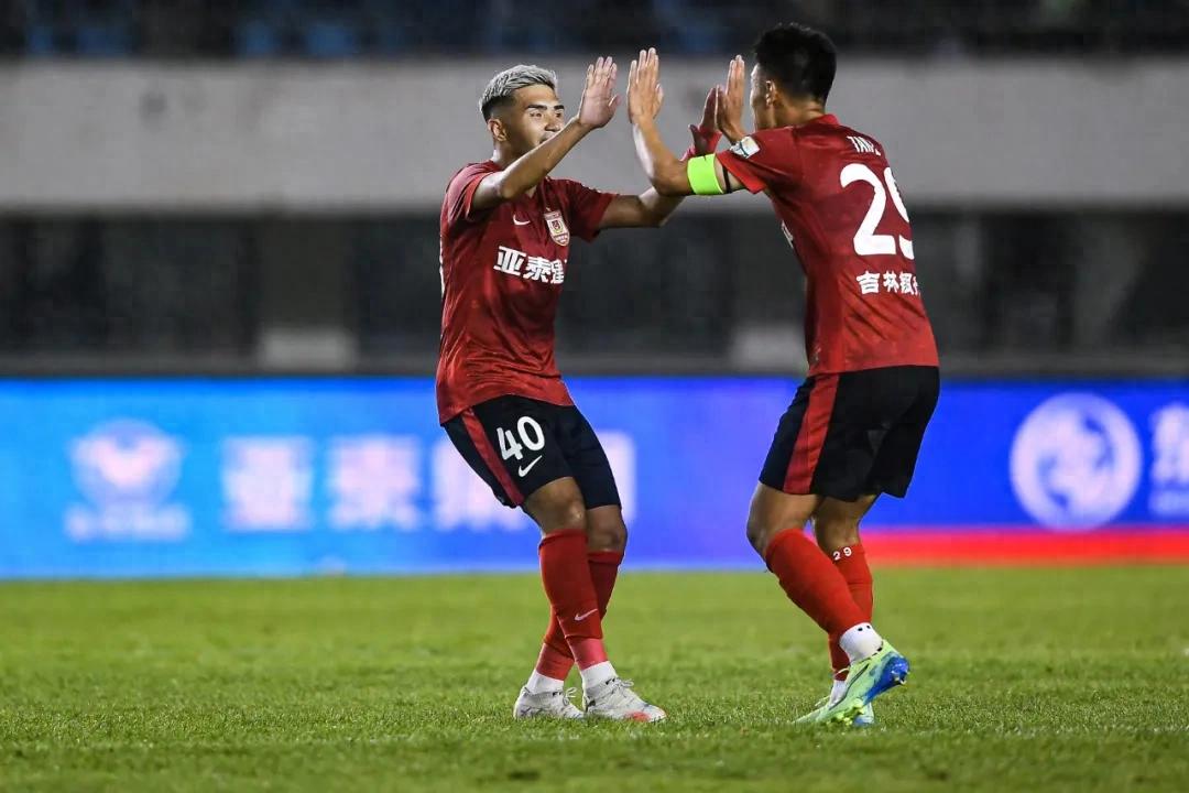 A storyline of being outnumbered and scoring a last-minute equalizer, this time starring Yatai.