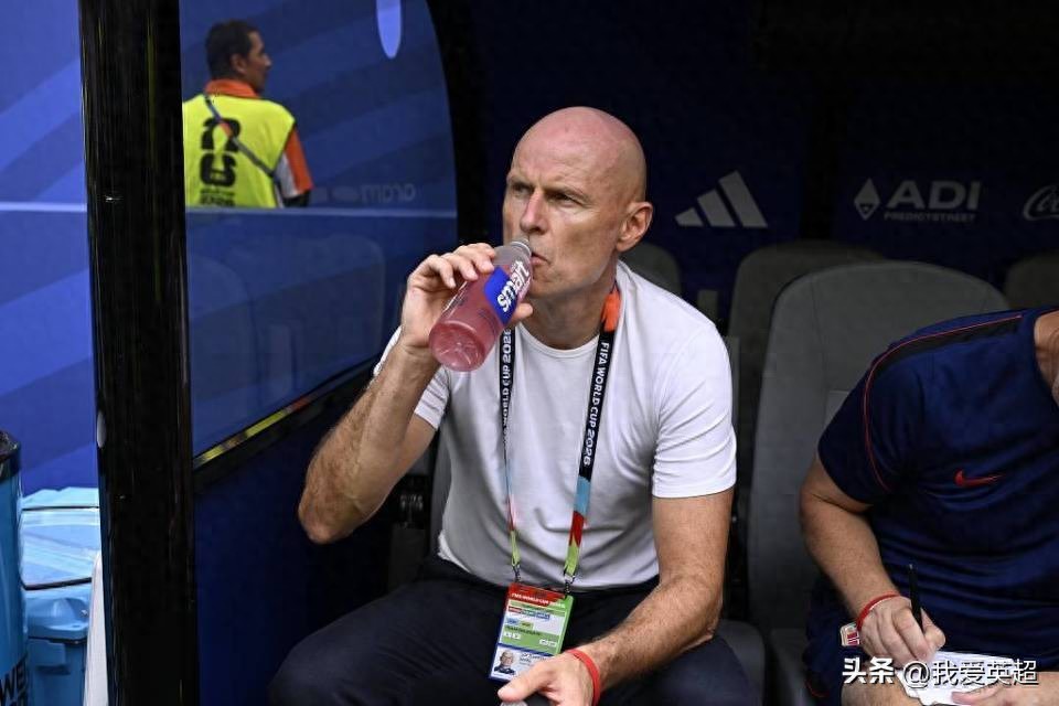 Unsettled! Norway's coach revisits the "flying cat" controversy: insists it was touched, FIFA lacks courage to admit it.