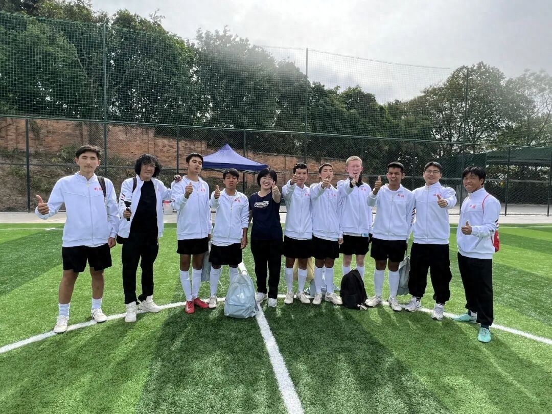 新疆首支盲人足球隊參加殘特奧會,足球為他們重新帶來「光明」