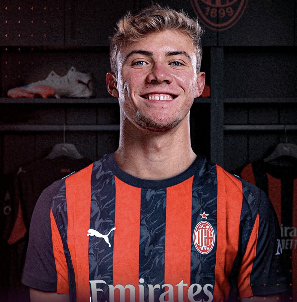 Hoylund has agreed to transfer, and Manchester United is close to reaching an agreement with Milan! Only the buyout amount needs to be negotiated.