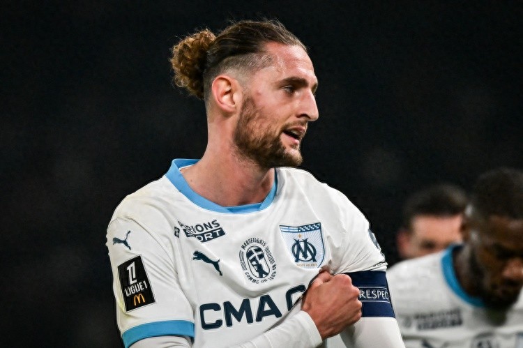 According to Italian media, 30-year-old Rabiot has been offered to Inter Milan, valued at €25 million, with 10 goals and 5 assists last season.