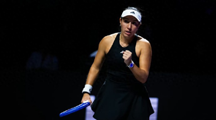 Zheng Qinwen Makes the List Again! Ranks Fifth on Forbes Earnings Chart