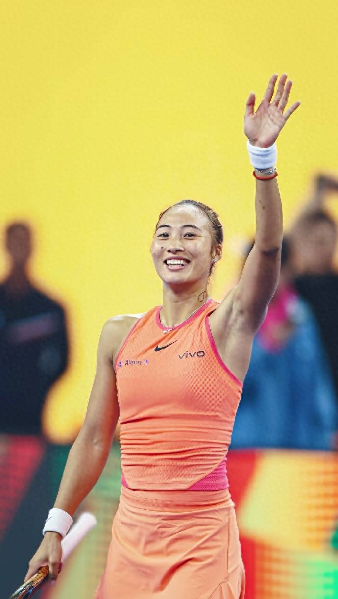 Zheng Qinwen&#39;s comeback schedule includes the Billie Jean King Cup and China Open, with fans revealing that experts have approved her return.