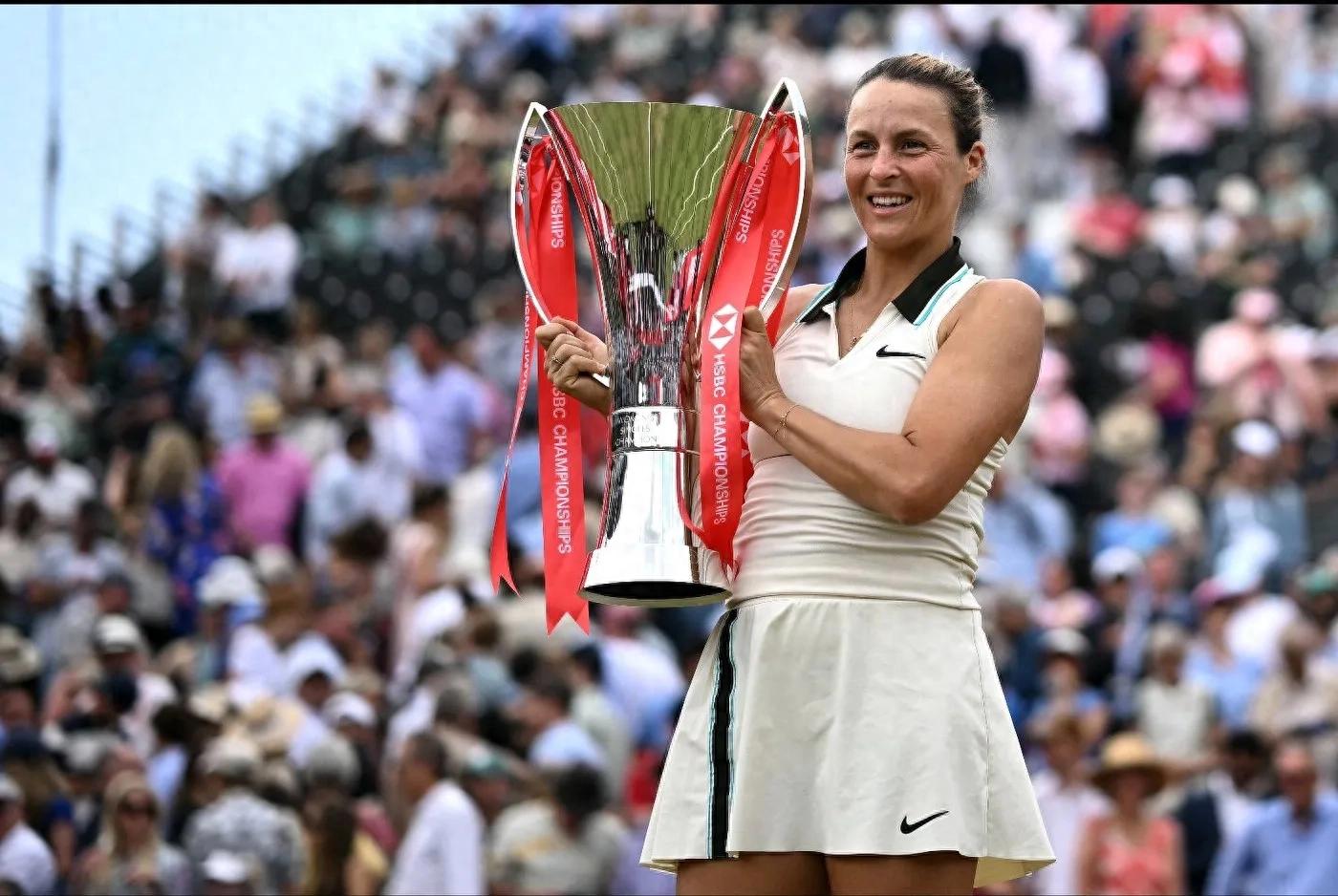 Breaking news Qualifier Maria won the WTA London tournament and eliminated 2 Grand Slam champions