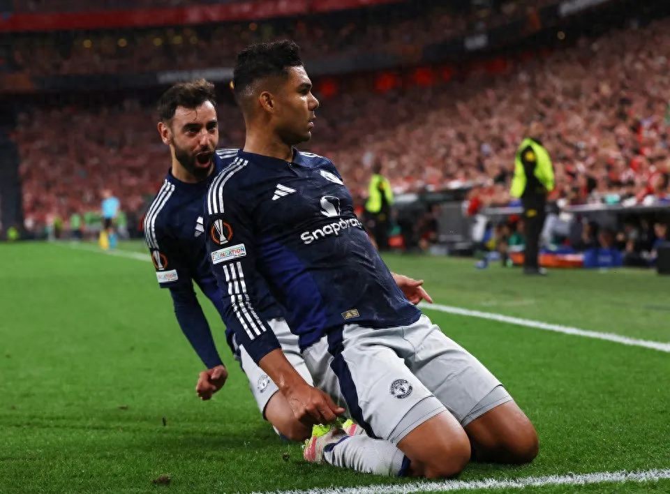 Manchester United's 3-0 10-man Biba final is in sight! For 100 million, the two teams were judged to be two teams, and the two records inspired the Red Devils to rise to the occasion