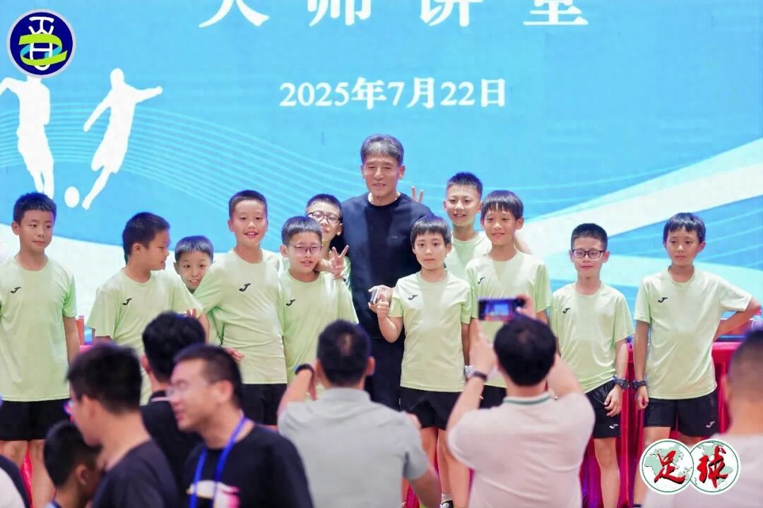 Nearly 70 years old, Lee Jang-soo is ready to light another lamp for Chinese football.