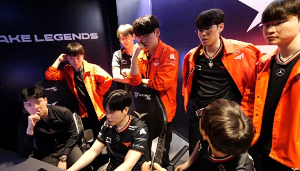 DK has charged the T1 again! Gumayusi is in the starting lineup! Teams complete the following grams!