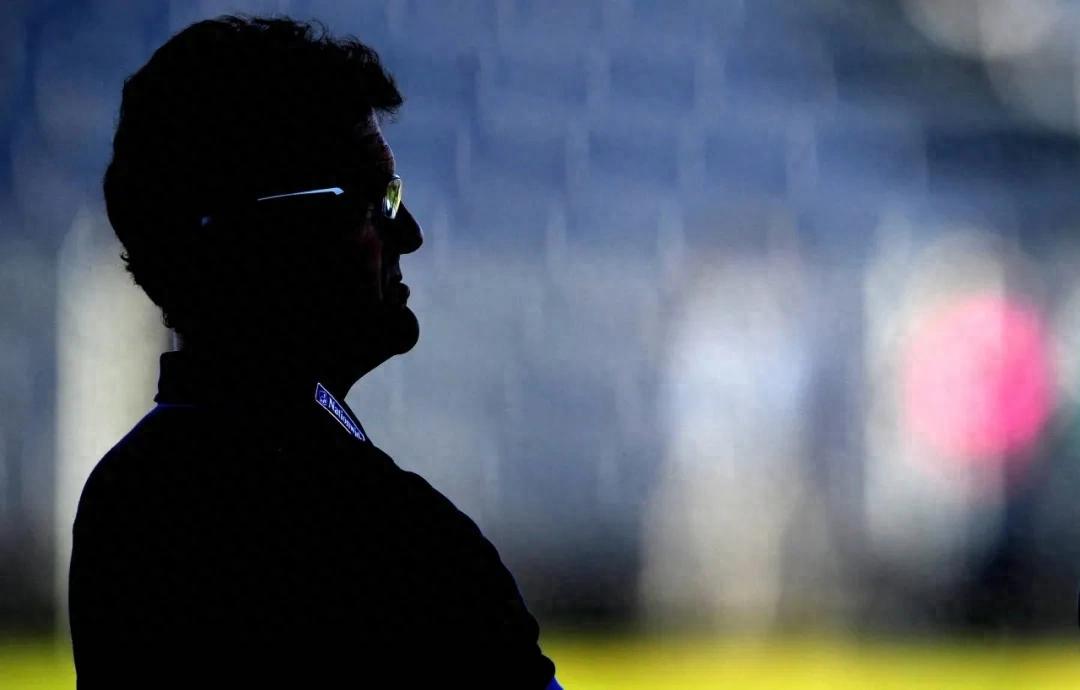 It is not uncommon for national football associations to have a gap with foreign coaches, and the way they deal with it is very important