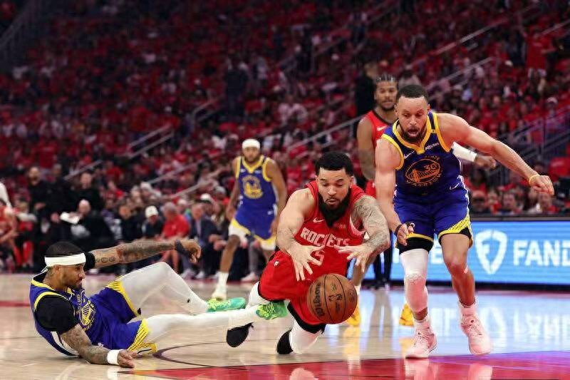 The G1 Rockets lost in the first round of the NBA Western Conference playoffs, and the two guards in the team were to blame for the team's loss