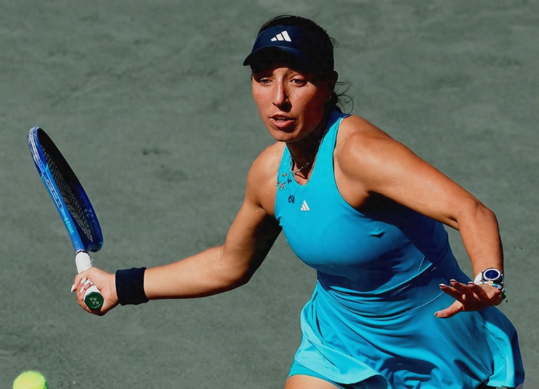 Pegula stated that on clay, she least wants to face Putintseva; Swiatek responded regarding the psychologist affecting team collaboration.