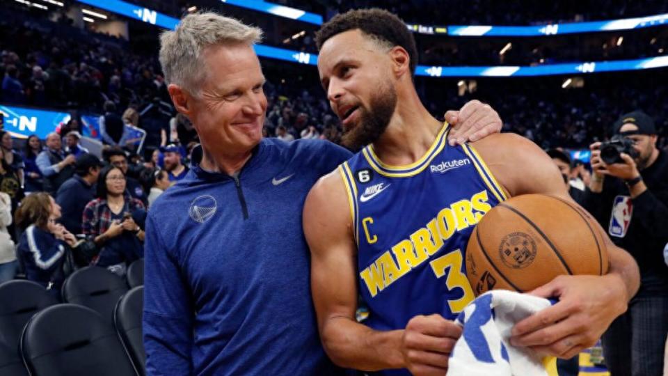 Coach Kerr openly declares he will never leave Curry! Responds to Kuminga's situation: just like Wiggins last season