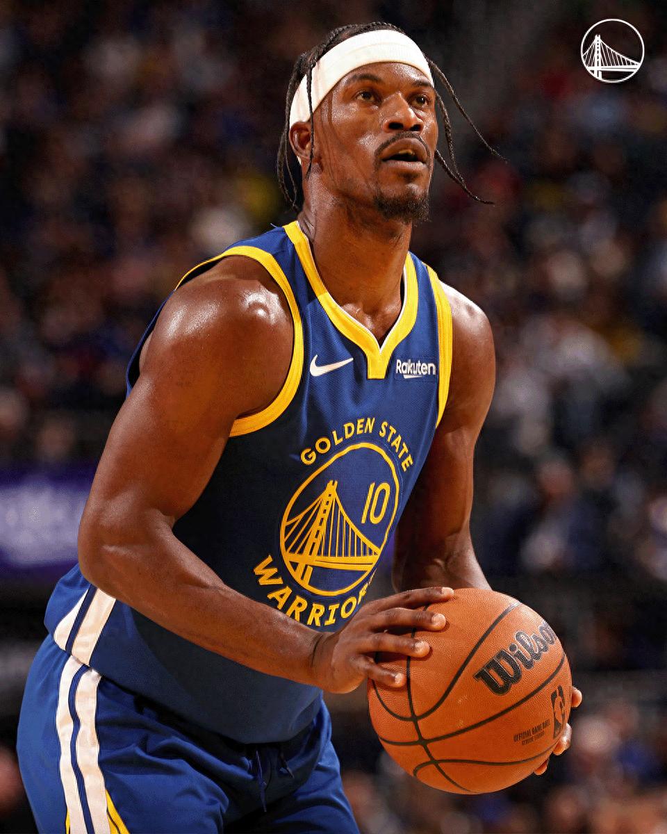 Warriors officially announce Butler is out for the season! He shared a "general" photo as a joke and didn't forget to congratulate Curry for making the All-Star team.