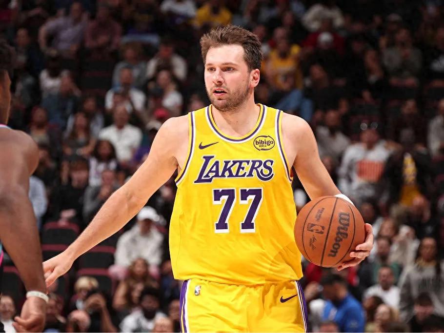 Back-to-back 100 points, exaggerated heartbreak version of Doncic.