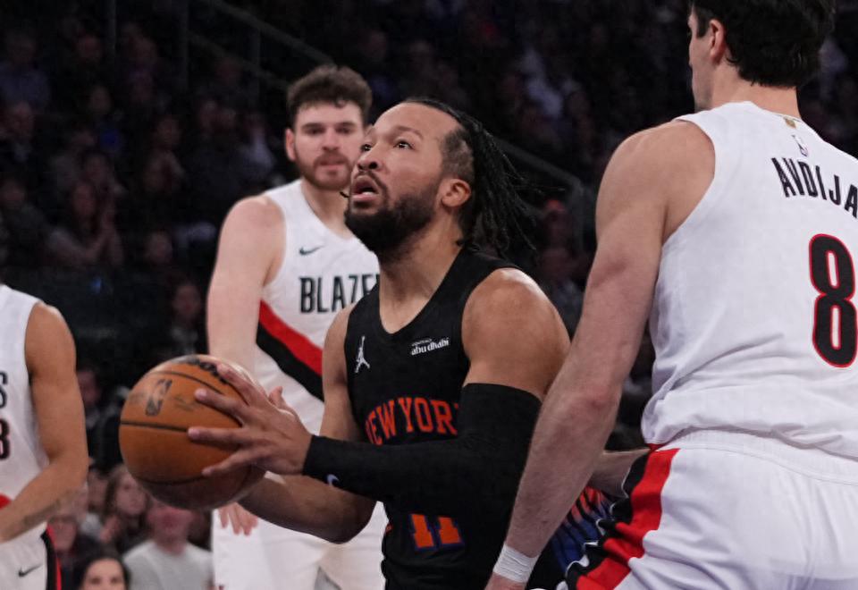 Hansen Yang ran back and forth for 4 minutes! The Trail Blazers suffer their 4th consecutive loss to the Knicks, Brunson reaches 10,000-point milestone