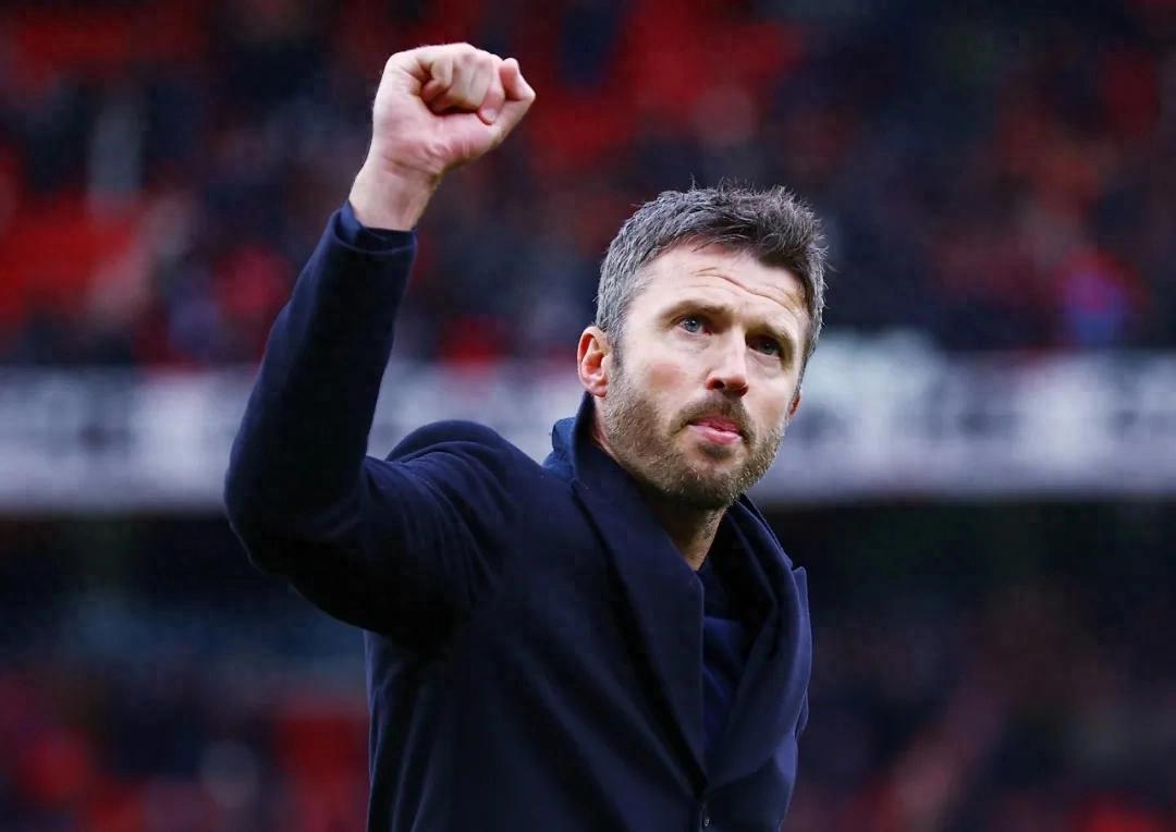 A triumphant return in his debut, winning the Manchester derby! After four years, Carrick’s luck remains intact.