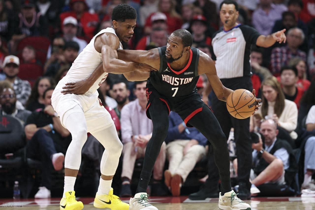 Shen Jing was absent! Durant scored 30 points, 4 rebounds, and 7 assists in three quarters as the Rockets dominated the Cavaliers