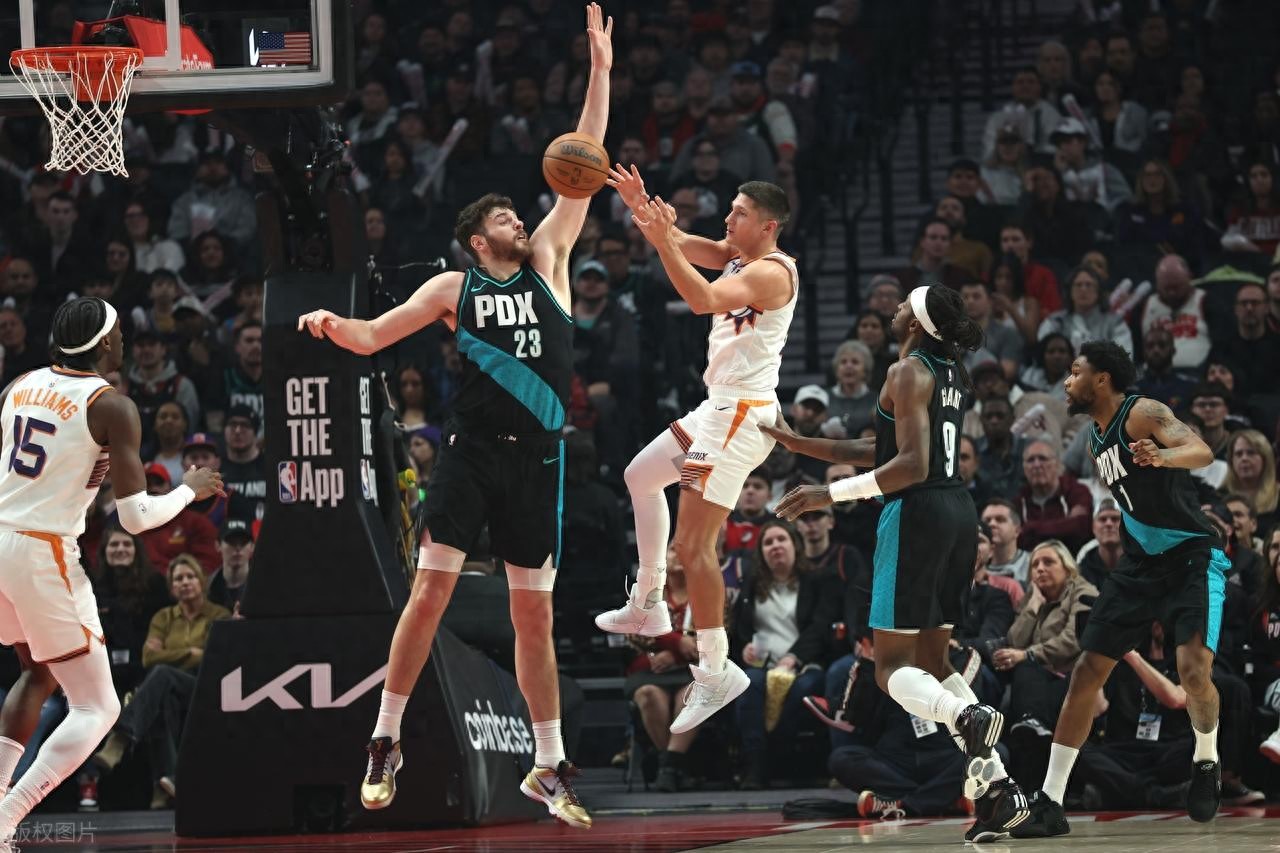 No chance given! Yang Hansen did not play, Klingen scored 14+15 in vain, and despite eight Trail Blazers scoring in double digits, they still lost to the Suns.