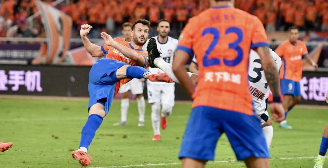 After conceding goals in 11 consecutive matches, Taishan finally achieved a complete victory by keeping a clean sheet!