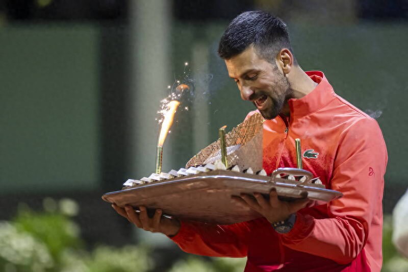 Birthday star Novak Djokovic took a sweet revenge after the racket and continued to move towards the milestone of the 100th crown of his career