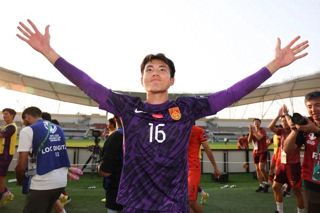 Enlightenment coach talks about Li Hao: Initially reluctant to be a goalkeeper, became a penalty-saving expert at 11, no doubt about his place in the national team
