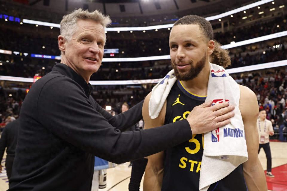 Will the Warriors change their coach next season? Curry hopes Kerr stays, while multiple assistant coaches assume he won't return.