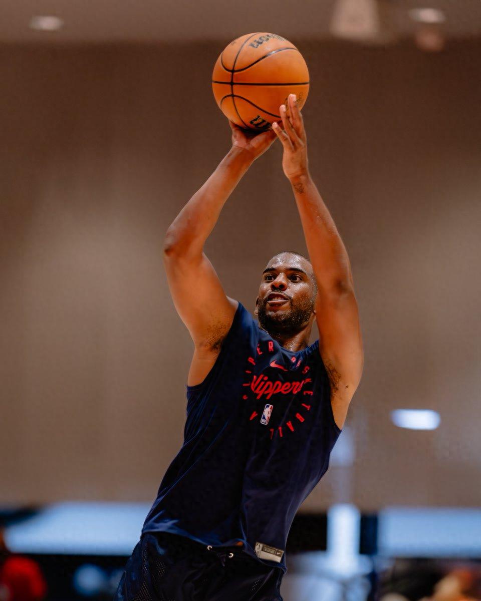 New Clippers additions appear at the training facility! Official release highlights Paul and Harden&#39;s assist rankings: two of the greatest ever